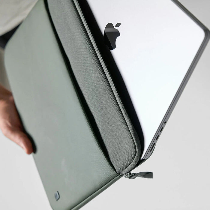 V3HB3AB9CCF4C3203EA4086B69B3F87E34CR5595177P5