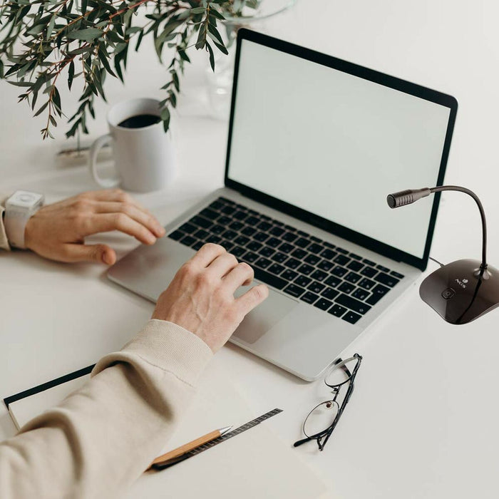 V2HE5D969DA6342C8048E8E839A933AB68AR7086139P7